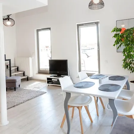 Apartman Eu - Waterlane