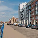 Eu - Waterlane Daire